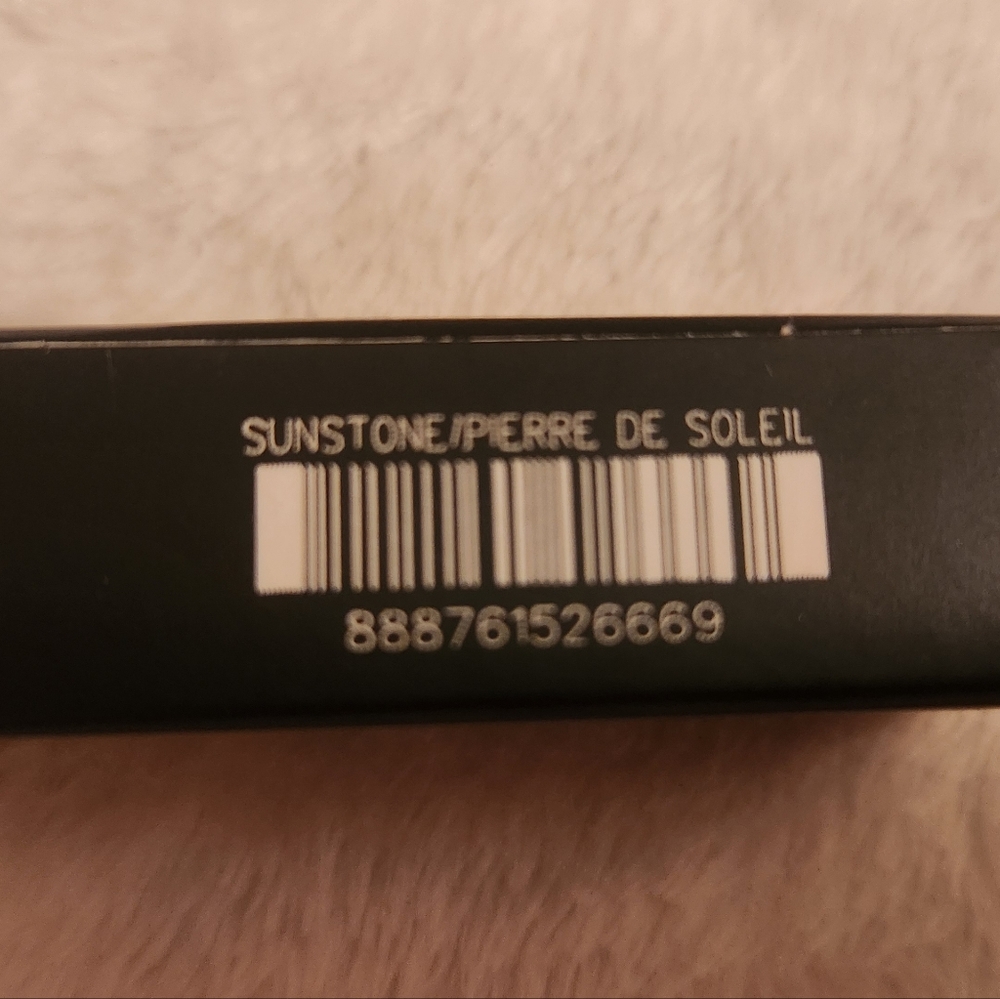 Avon fmg Glimmer Shadow Liquid Eyeshadow - Picture 3 of 5